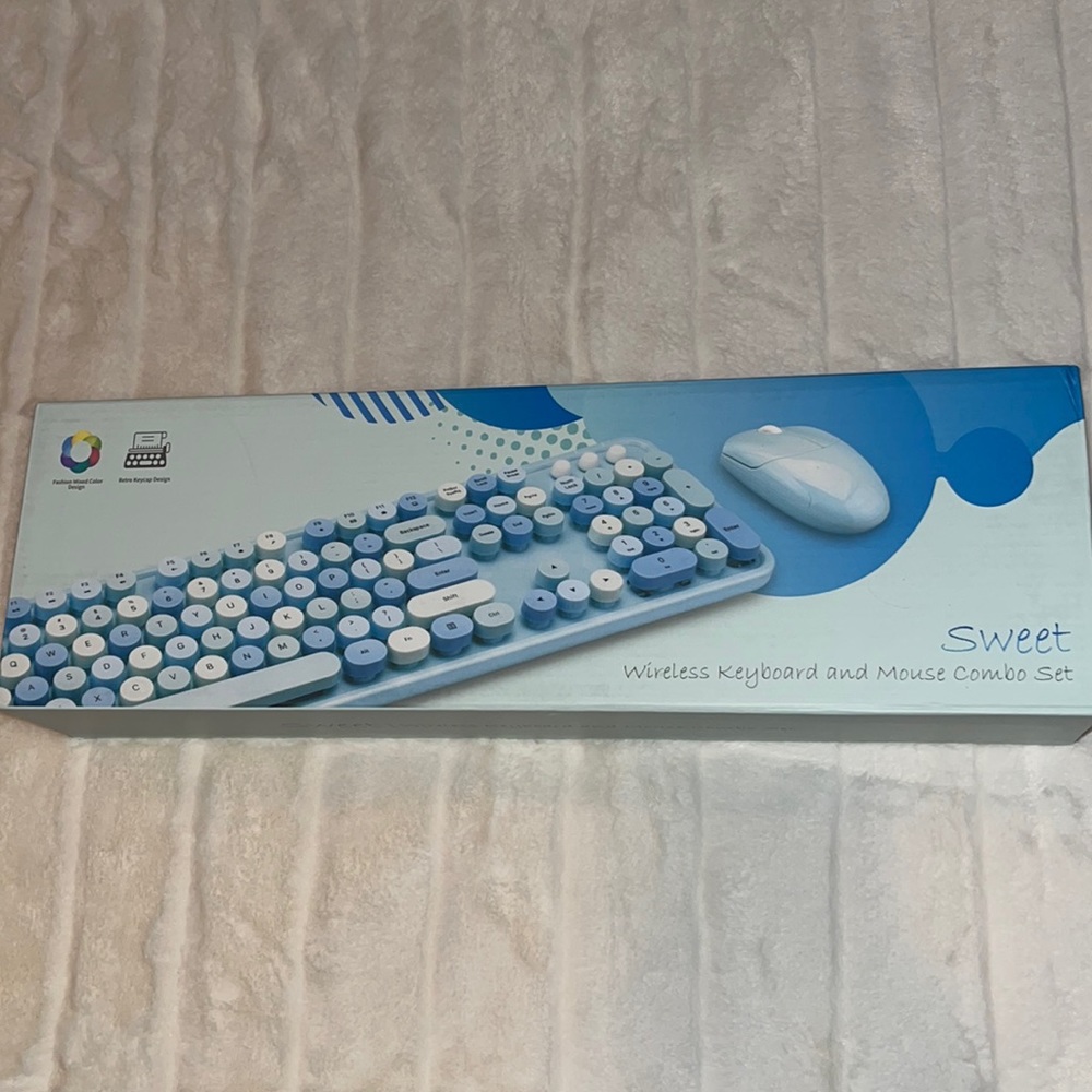 Sweet blue and white wireless keyboard and mouse set combo